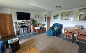 Rural Historic Farmhouse - A Peaceful Escape